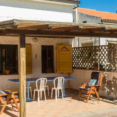 Casa Fiori Sa Marigosa * بوتزو ايدو